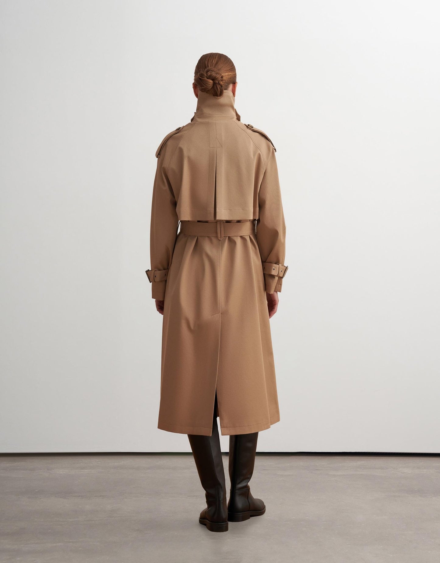 Klasik Koton Trençkot Camel Arka Görünüm - BEJ Fine Factory