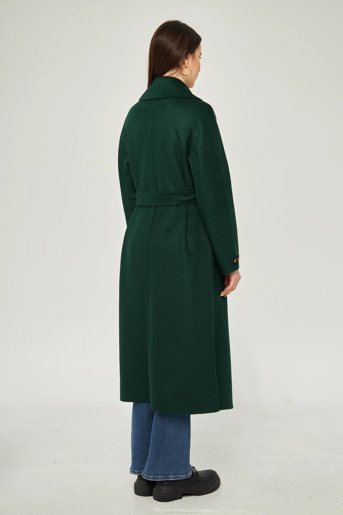 HAND-STITCHED CASHMERE COAT, GREEN.