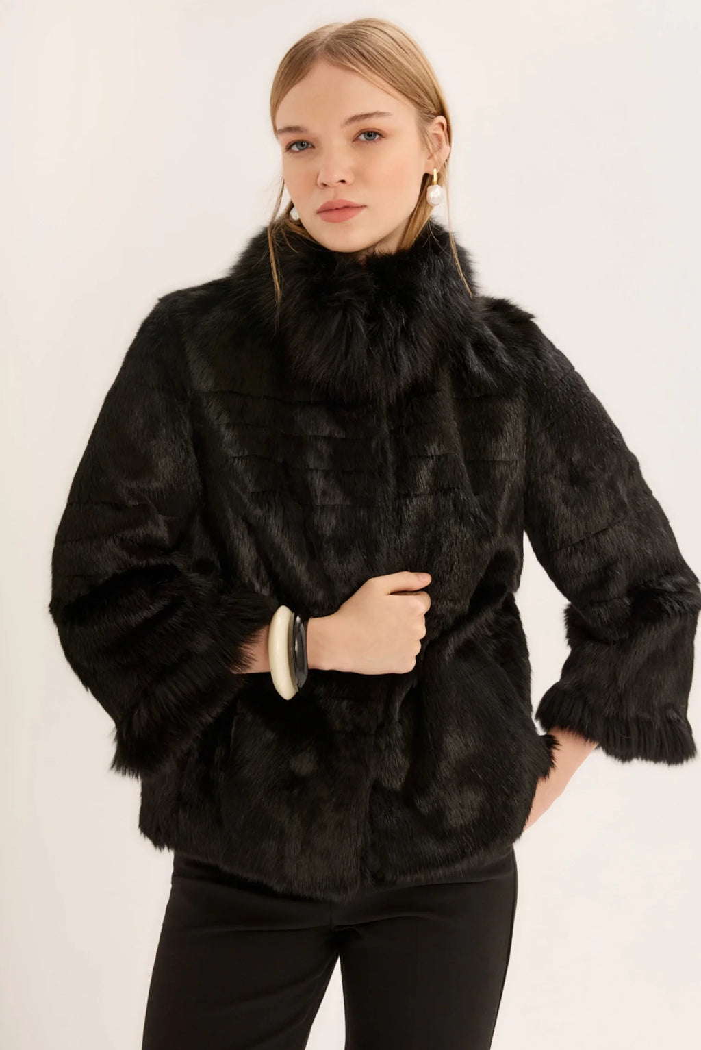 FOX-DETAILED STEPPED SHORT BLACK FUR COAT